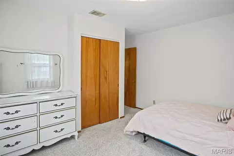 Bedroom - 9 Beth Ann Dr, Belleville, IL 62221 photo 7 of 7