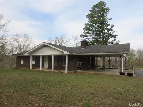 54938 Highway 21, Ellington, MO 63638