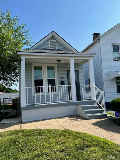 5366 Southwest Ave, Saint Louis, MO 63139
