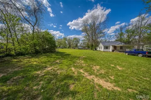 315 Eldon St, Saint James, MO 65559 photo 2