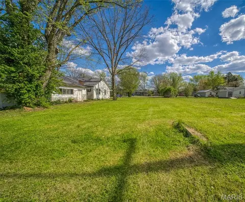 315 Eldon St, Saint James, MO 65559 photo 5