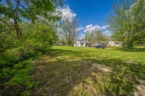 315 Eldon St, Saint James, MO 65559 photo 3