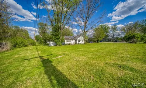 315 Eldon St, Saint James, MO 65559 photo 4