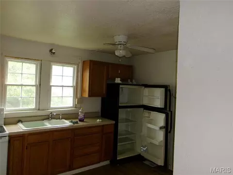 Kitchen - 318 Euclid Ave, Sullivan, MO 63080 photo 1 of 2