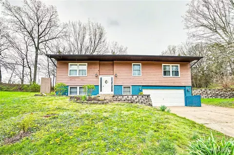 22 Gloria Dr, Union, MO 63084