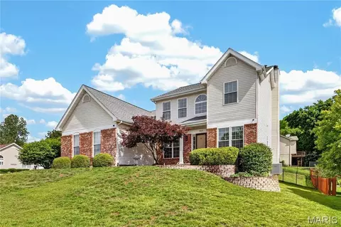 Exterior - 863 Emerald Oaks Ct, Eureka, MO 63025 photo 5 of 5