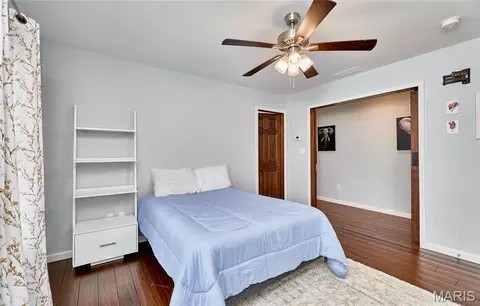 Bedroom - 416 W 12th St, Hermann, MO 65041 photo 6 of 11