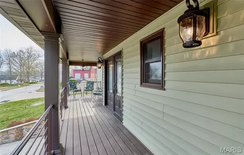 Exterior - 416 W 12th St, Hermann, MO 65041 photo 6 of 13