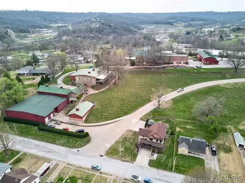 View/Area - 416 W 12th St, Hermann, MO 65041 photo 4 of 4