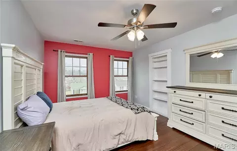 Bedroom - 416 W 12th St, Hermann, MO 65041 photo 8 of 11