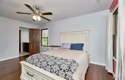 Bedroom - 416 W 12th St, Hermann, MO 65041 photo 9 of 11