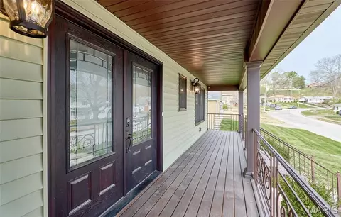 Exterior - 416 W 12th St, Hermann, MO 65041 photo 5 of 13