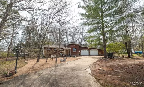 14394 Dillon Outer Rd, Saint James, MO 65559