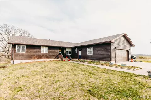 12810 N Hwy, Dixon, MO 65459