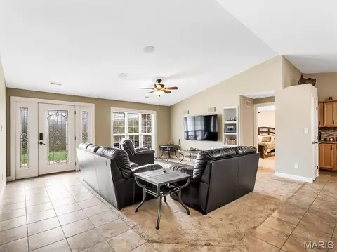 Living - 3536 Aitch Rd, Union, MO 63084 photo 2 of 3