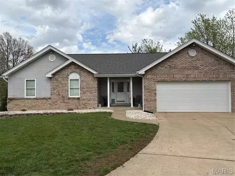 2675 Kettering Ct, Saint Charles, MO 63303