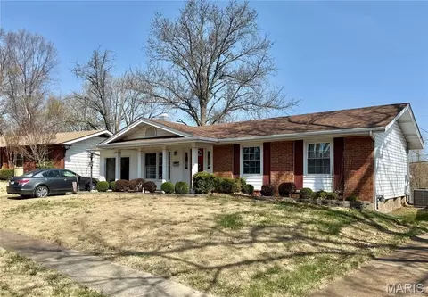 1489 Brenthaven Ln, Florissant, MO 63031