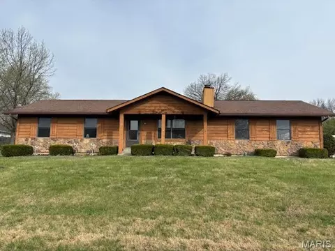 1223 Cypress Ct, Troy, MO 63379