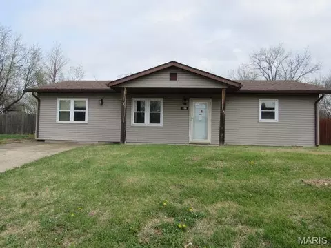 109 Walnut Ridge Dr, Bethalto, IL 62010