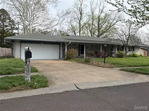 13009 Musket Ct, Saint Louis, MO 63146