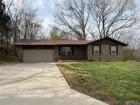 4587 Debbie Ln, House Springs, MO 63051