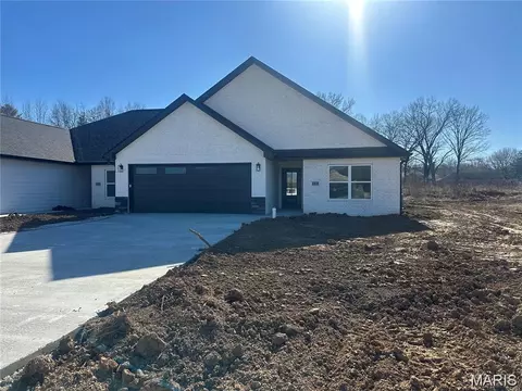 123 125 Beechwood Ln, Cape Girardeau, MO 63701