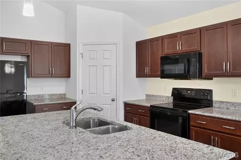 Kitchen - 360 Steam Engine Ct, Troy, MO 63379 photo 2 of 4