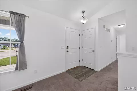 Entry Way - 360 Steam Engine Ct, Troy, MO 63379 photo 2 of 4