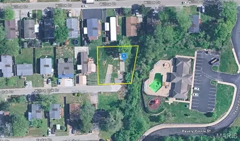 1719 Willow Oak Dr, Pevely, MO 63070