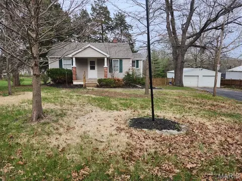 414 Middletown Rd, Warrenton, MO 63383