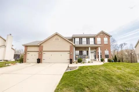 909 Thornridge Ct, Caseyville, IL 62232