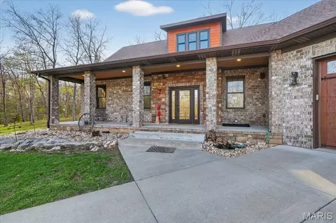Exterior - 161 Bethel Rd, Hawk Point, MO 63349 photo 6 of 20