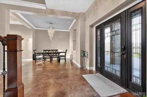 Entry Way - 161 Bethel Rd, Hawk Point, MO 63349 photo 3 of 6