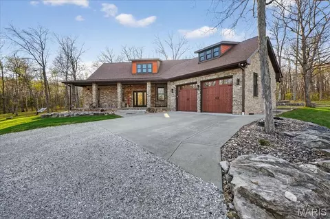 Exterior - 161 Bethel Rd, Hawk Point, MO 63349 photo 5 of 20