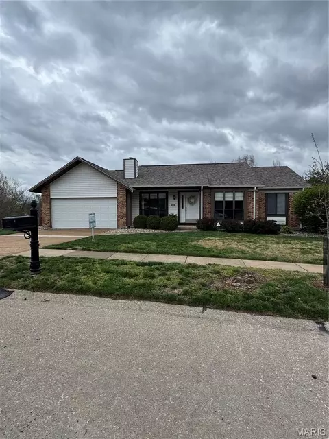 16520 Forest Pine Dr, Wildwood, MO 63011