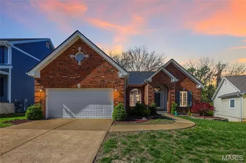 845 Wellesley Place Dr, Chesterfield, MO 63017