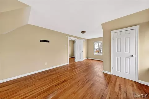 Bedroom - 7245 Saint Andrews Pl, Normandy, MO 63121 photo 7 of 7