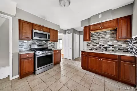 Kitchen - 7245 Saint Andrews Pl, Normandy, MO 63121 photo 1 of 1