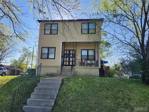 544 N 29th St, East St Louis, IL 62205