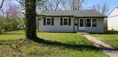 1452 Wabash Ave, Belleville, IL 62220
