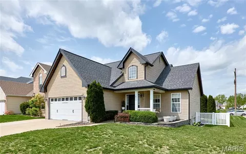 61 Brimstone Cor, O'fallon, MO 63366