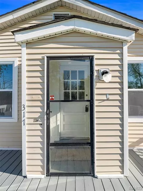 317 E Sand St, Pacific, MO 63069 photo 5