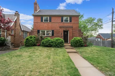 2023 Bland Pl, Maplewood, MO 63143