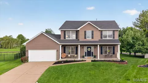 297 Grand Dr, O'fallon, MO 63366