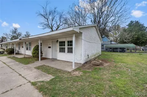 801 Park St, Kennett, MO 63857