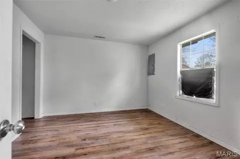 801 Park St, Kennett, MO 63857 photo 8