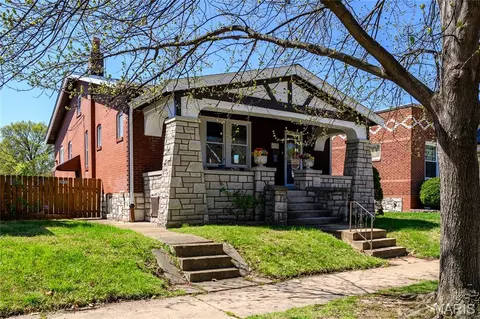 4932 Lisette Ave, Saint Louis, MO 63109