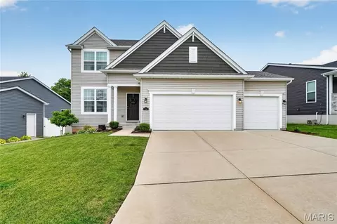 2049 Henley Woods Dr, Arnold, MO 63010