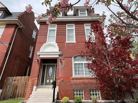 2241 Shenandoah Ave, Saint Louis, MO 63104