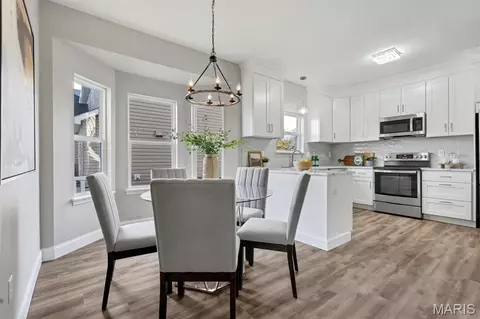 Dining - 572 Misty Mountain Dr, O'fallon, MO 63368 photo 2 of 2